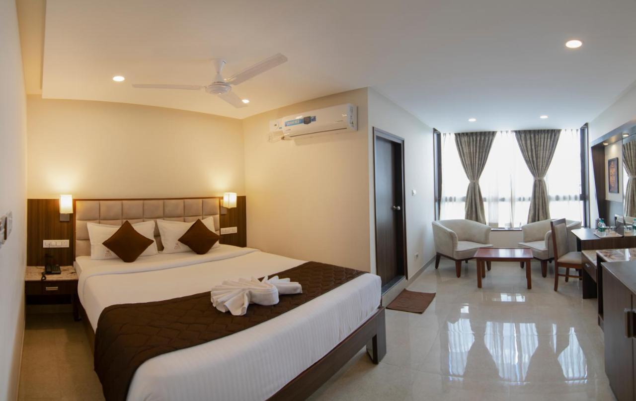 Hotel Dasya - Formerly Nice Stay The Business Hotel Bangalore Buitenkant foto