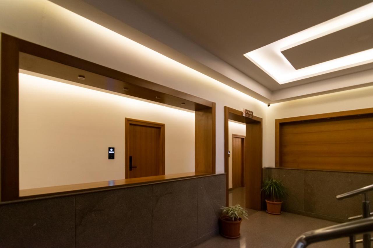 Hotel Dasya - Formerly Nice Stay The Business Hotel Bangalore Buitenkant foto