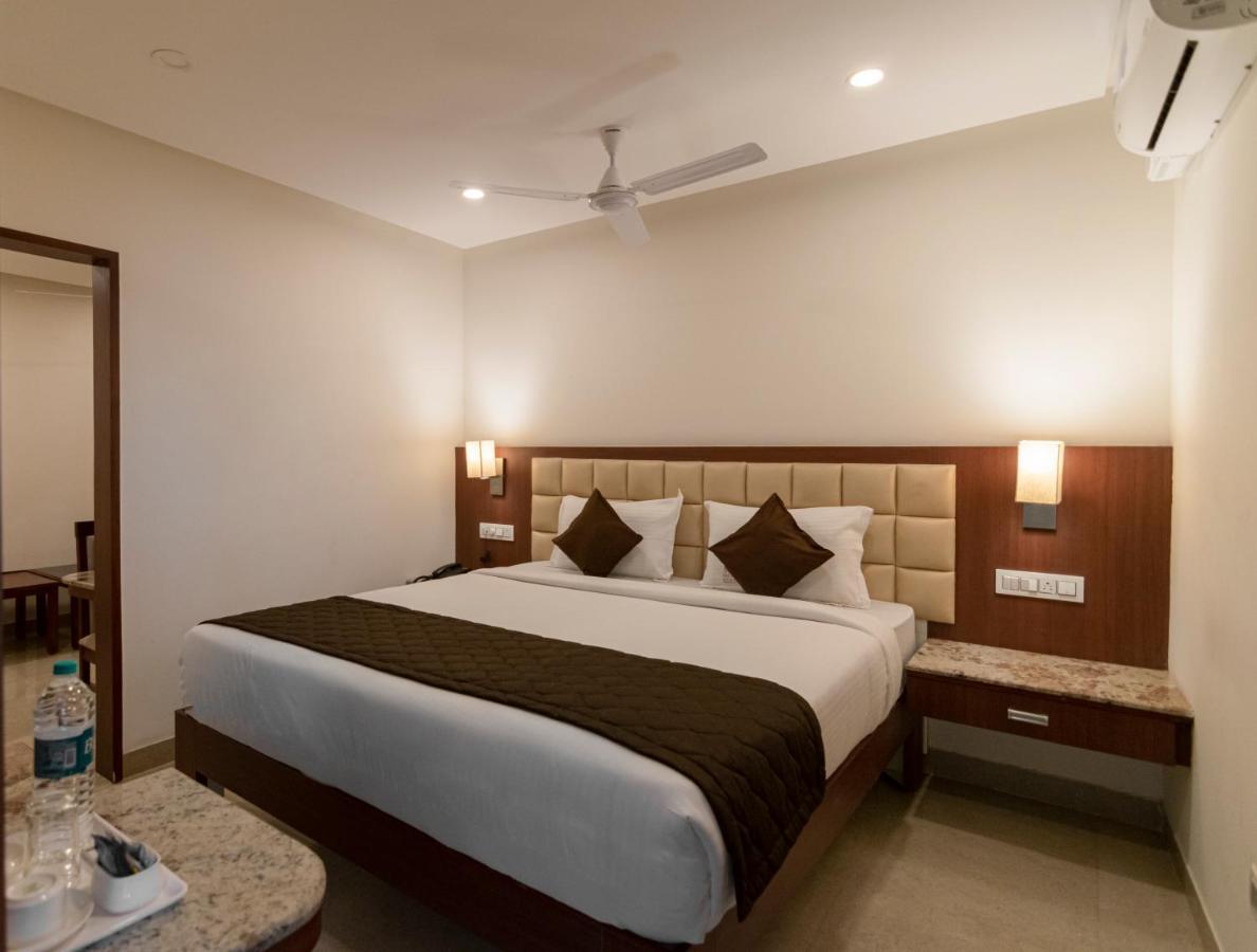 Hotel Dasya - Formerly Nice Stay The Business Hotel Bangalore Buitenkant foto
