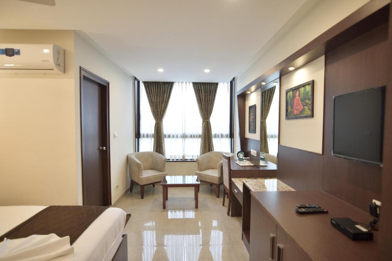 Hotel Dasya - Formerly Nice Stay The Business Hotel Bangalore Buitenkant foto
