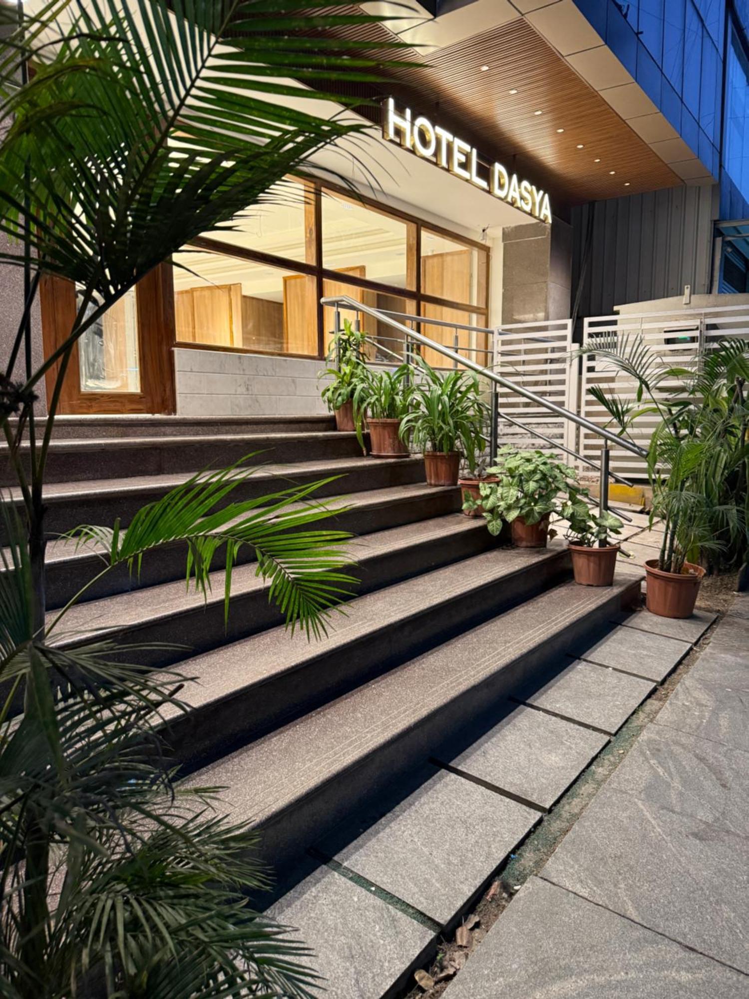 Hotel Dasya - Formerly Nice Stay The Business Hotel Bangalore Buitenkant foto